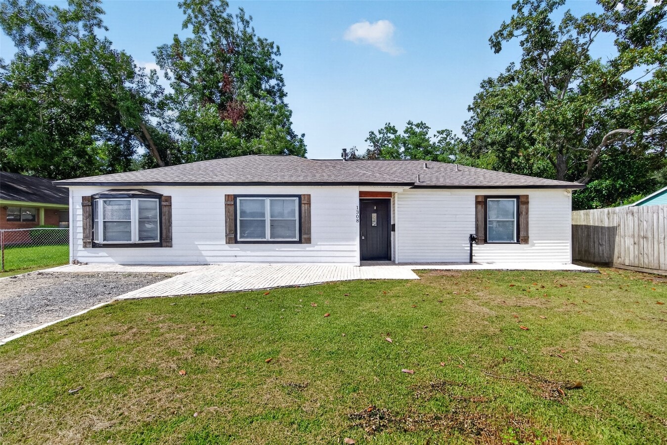 Photo - 1308 W Dumble St