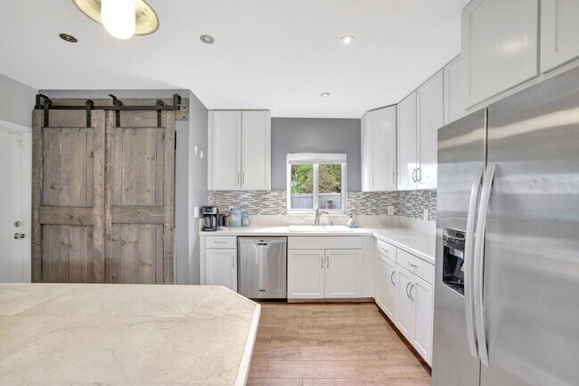 Photo - 3241 SW 19th St