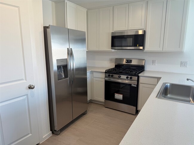 Photo - 2527 Night Emerald Dr