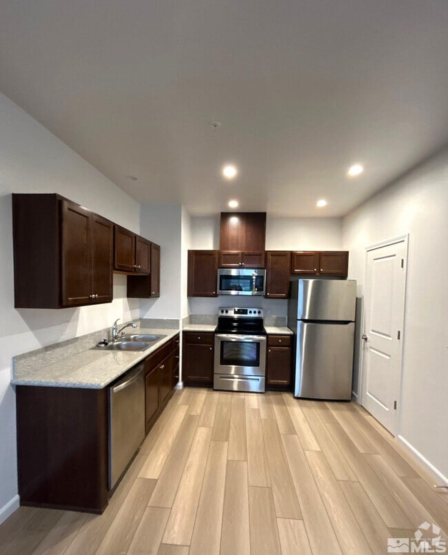 Building Photo - 2788 Plumas St Rental