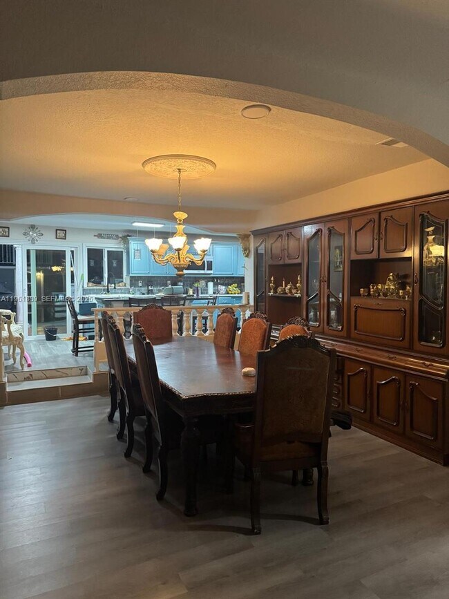 Photo - 11115 Duval Rd