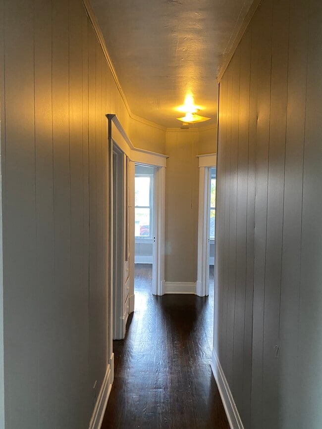 Hallway - 41 Leroy Ave Unit Upper