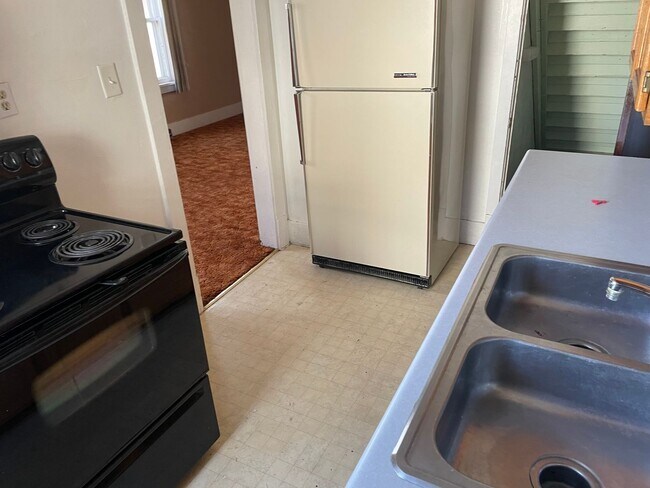 Photo - 325/327 3rd St NE Unit 327