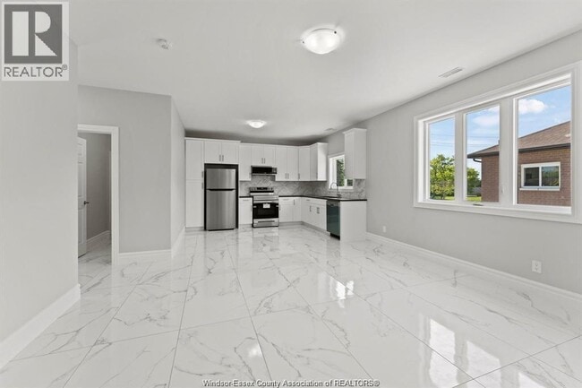 Photo - 2280 Daytona Ave