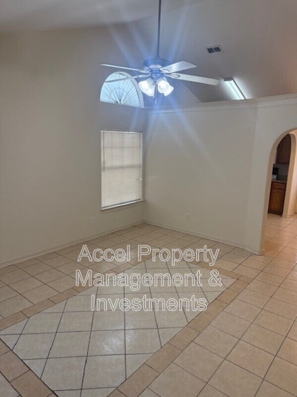 Photo - 1902 Bahamas Dr Unit #3