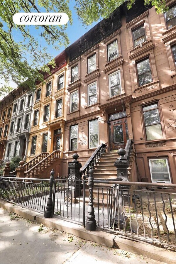 Photo - 209 Jefferson Ave