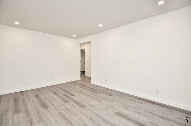 Photo - 6395 R. Villeneuve Unit 3