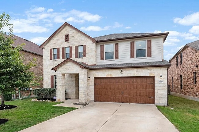 Photo - Room in House on Calla Lily Boulevard