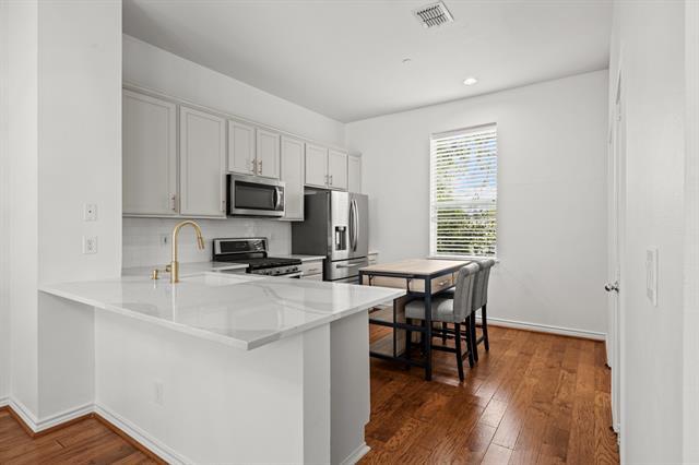 Building Photo - 4050 McKinney Ave Unit 12