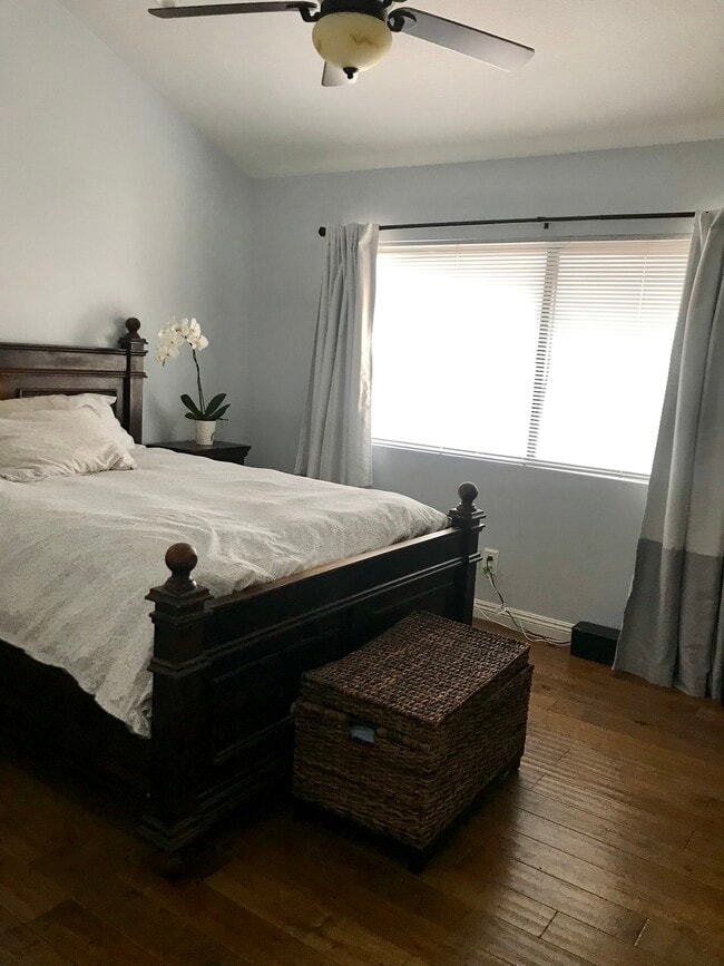 Photo - 4255 Las Virgenes Rd Unit 2