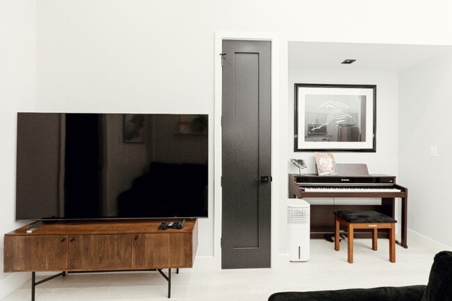 Photo - Large 1 bedroom with additional sleep loft Unit S4