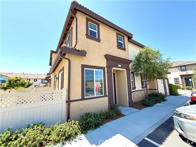 Building Photo - 41984 Retsina St Rental