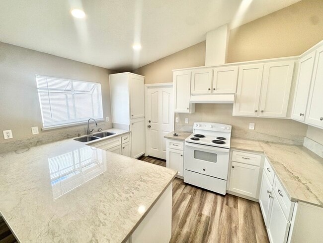 Photo - Three Bedroom, Two Bath Home in Citrus Hei...