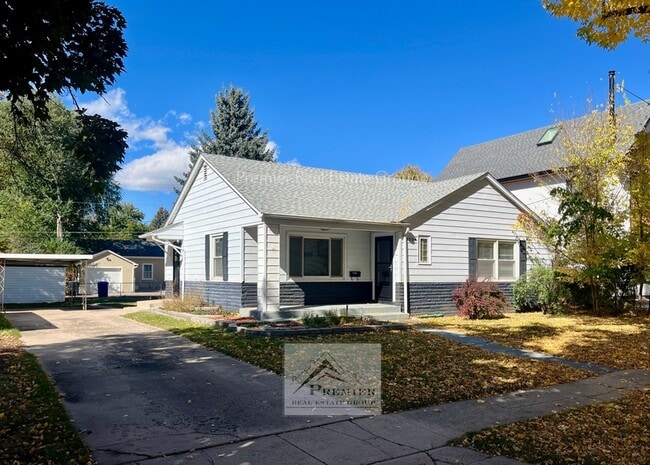 Photo - 2334 N El Paso St