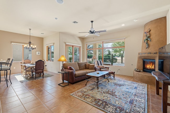 Photo - 206 Circulo Veranera