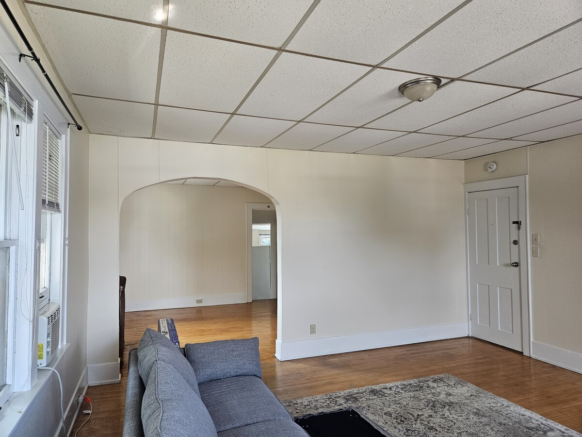 Photo - 210 N Church St