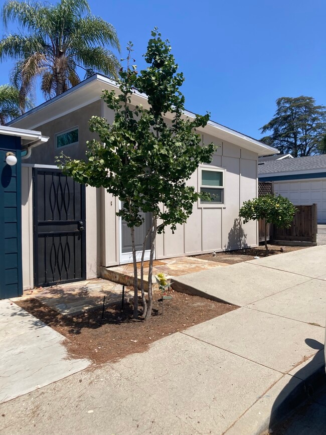 Photo - 26010 Regent Ave