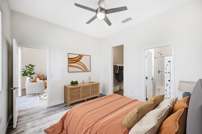 Photo - Quarter North