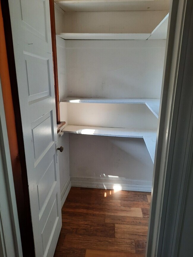 Photo - 1512 N Artesian Ave