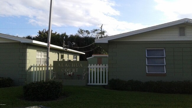 Building Photo - 145 E Alachua Ln