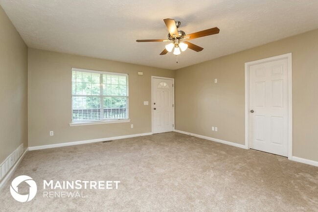 Photo - 143 Beechwood Ln