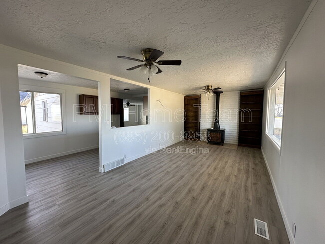 Photo - 1122 N 1500 W