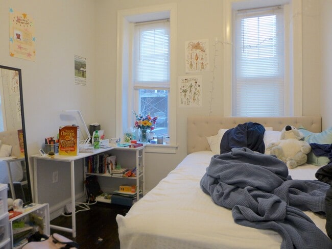 Photo - 17 Warwick St