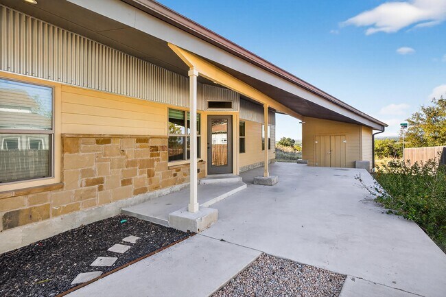 Photo - 4305 Oak Park Dr