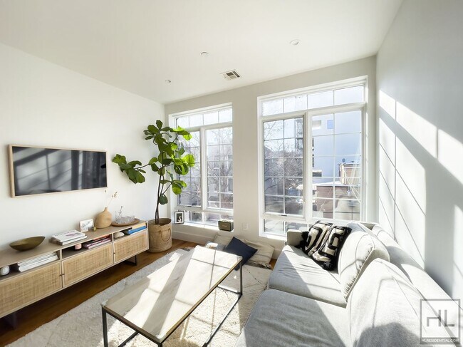 Photo - JACKSON STREET / Williamsburg Brooklyn / E... Unit 3