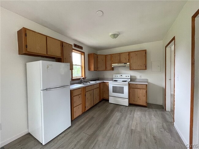 Photo - 8013 NY-13