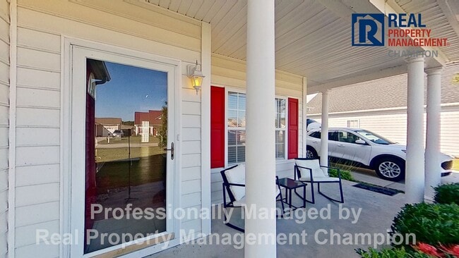 Photo - Charming 3 BD/2 BA Home w/Split Bedroom La...