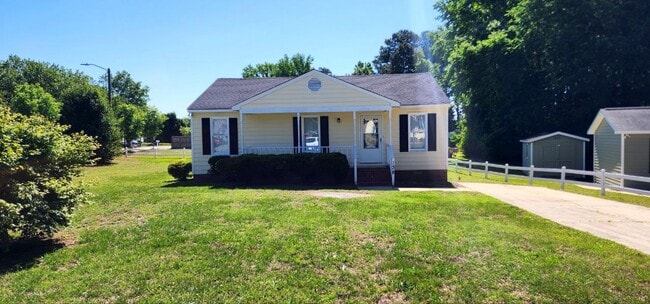 Photo - 138 Grange Dr