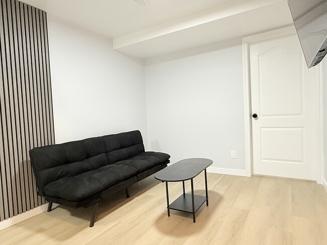 Photo - 1227 Henry Ford Centre Dr Unit Lower