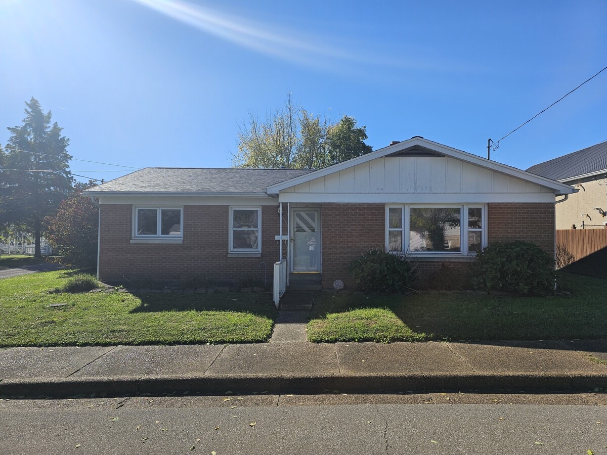 Photo - 813 Lafayette St