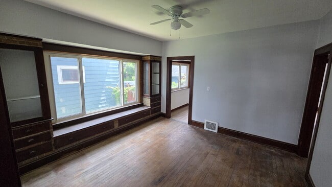 Photo - "2-Bedroom Duplex -avail now" Unit Down