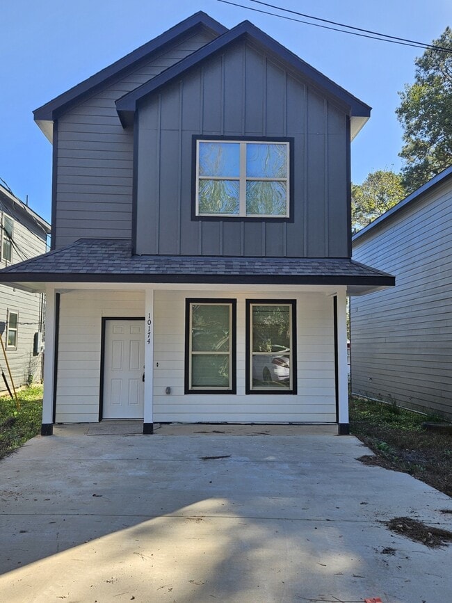 Photo - 10174 Barberry St