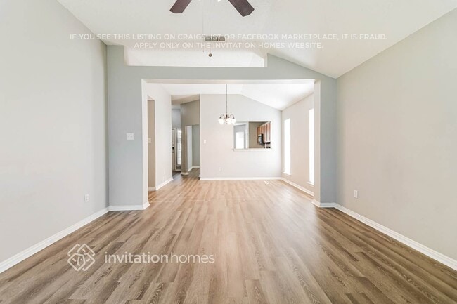 Photo - 1044 Waterview Dr