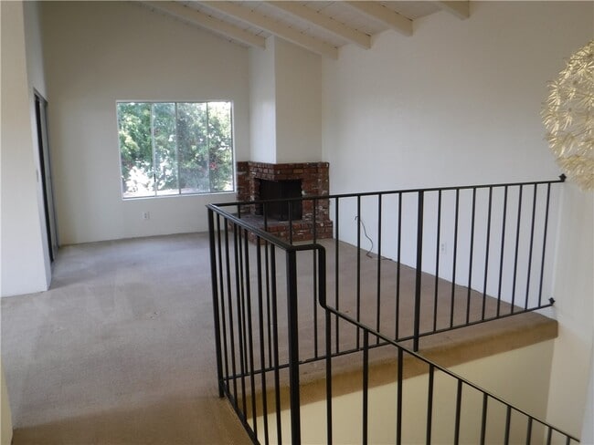 Photo - 500 Poinsettia Ave