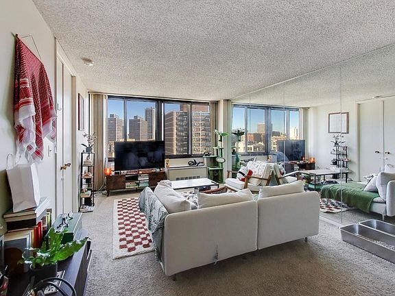 Photo - 2754 N Hampden Ct Unidad 33