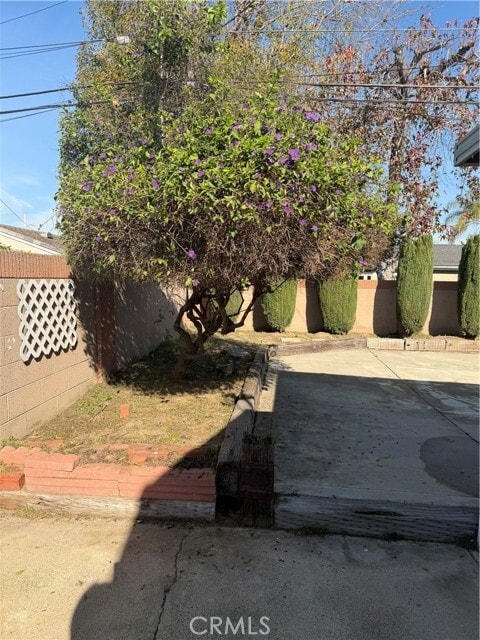 Photo - 5481 Marion Ave