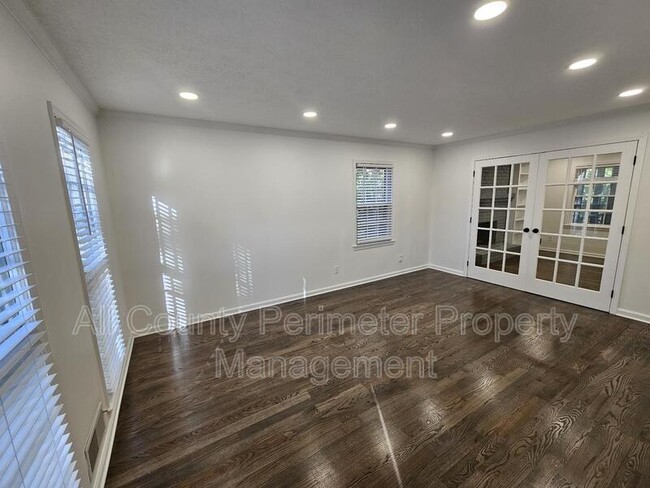 Photo - 4536 Mountain Creek Dr