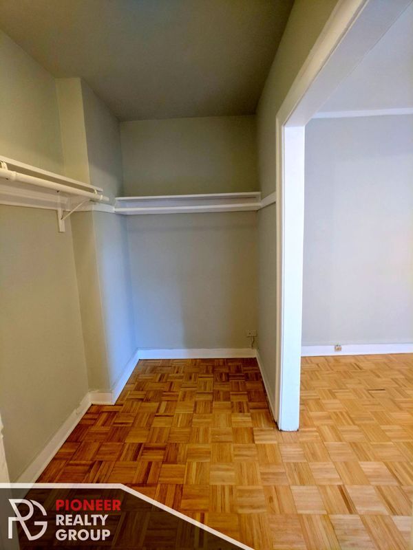Photo - 739 W Belmont Ave Unit 204