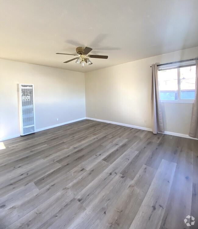 Building Photo - 16606 Winding Blvd Rental