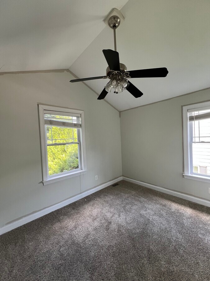 Photo - 14817 Old Hanover Rd House