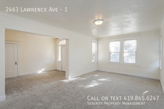 Photo - 2463 Lawrence Ave Unit 1