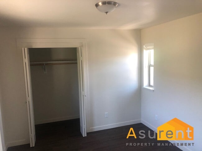 Photo - New Townhome close to downtown!