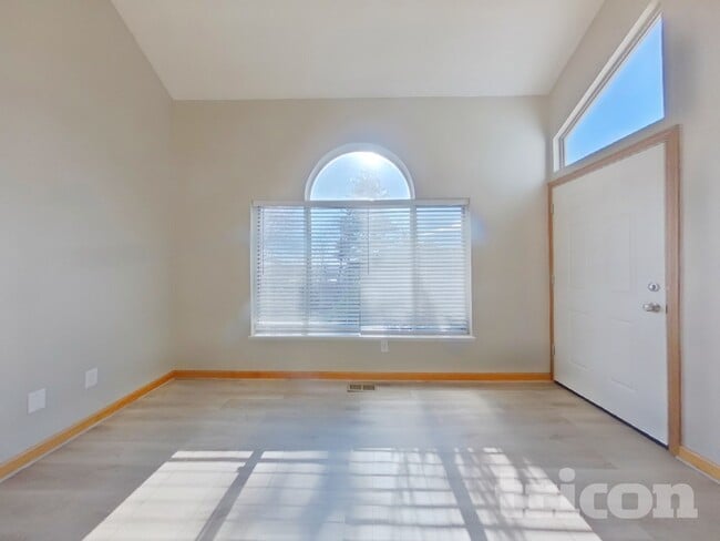 Photo - 14652 E Bellewood Pl