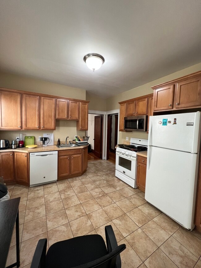 Photo - 223 Holland St Unit 1