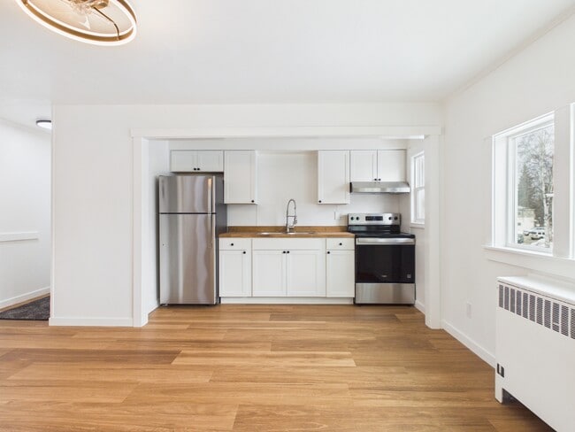 Photo - 1301 9th Ave Unit F