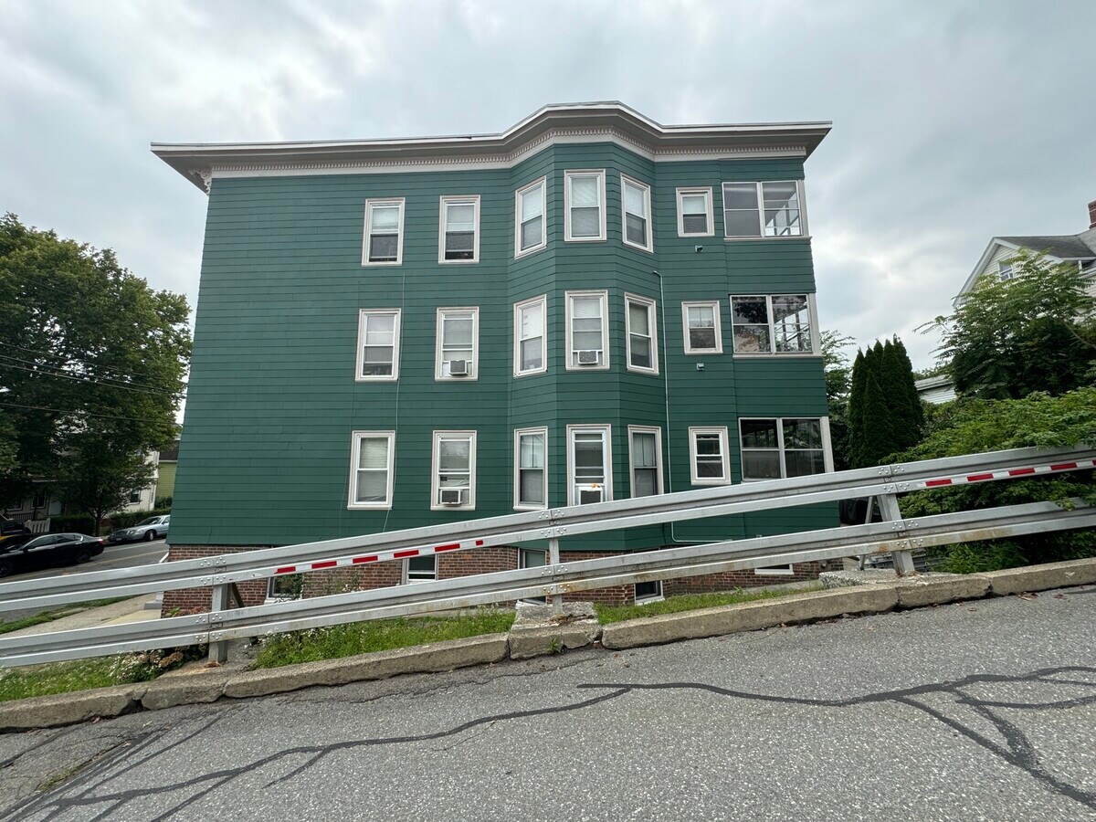 Photo - 29 Cameron Ave Unit 3